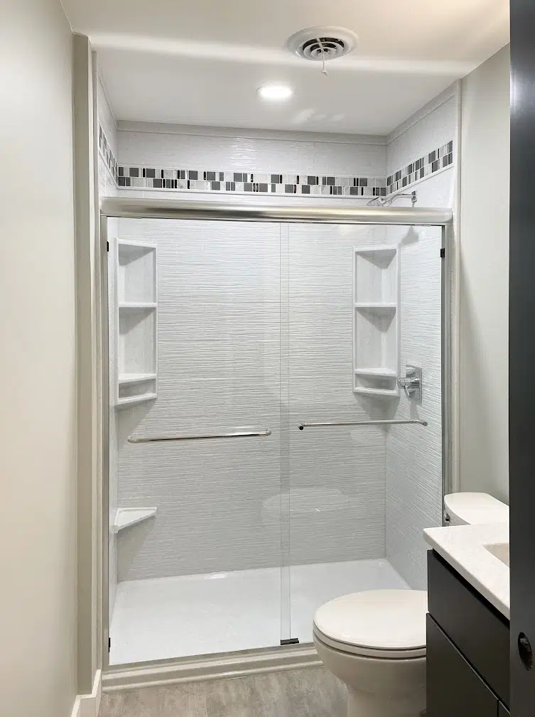 Onyx shower installation