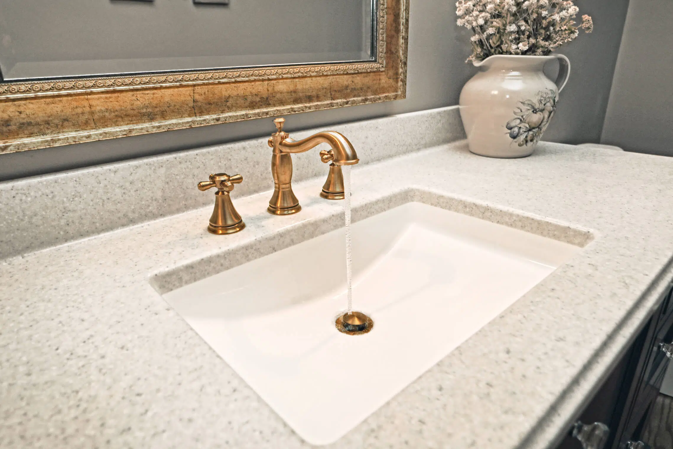 Onyx transitional lavatory — custom color