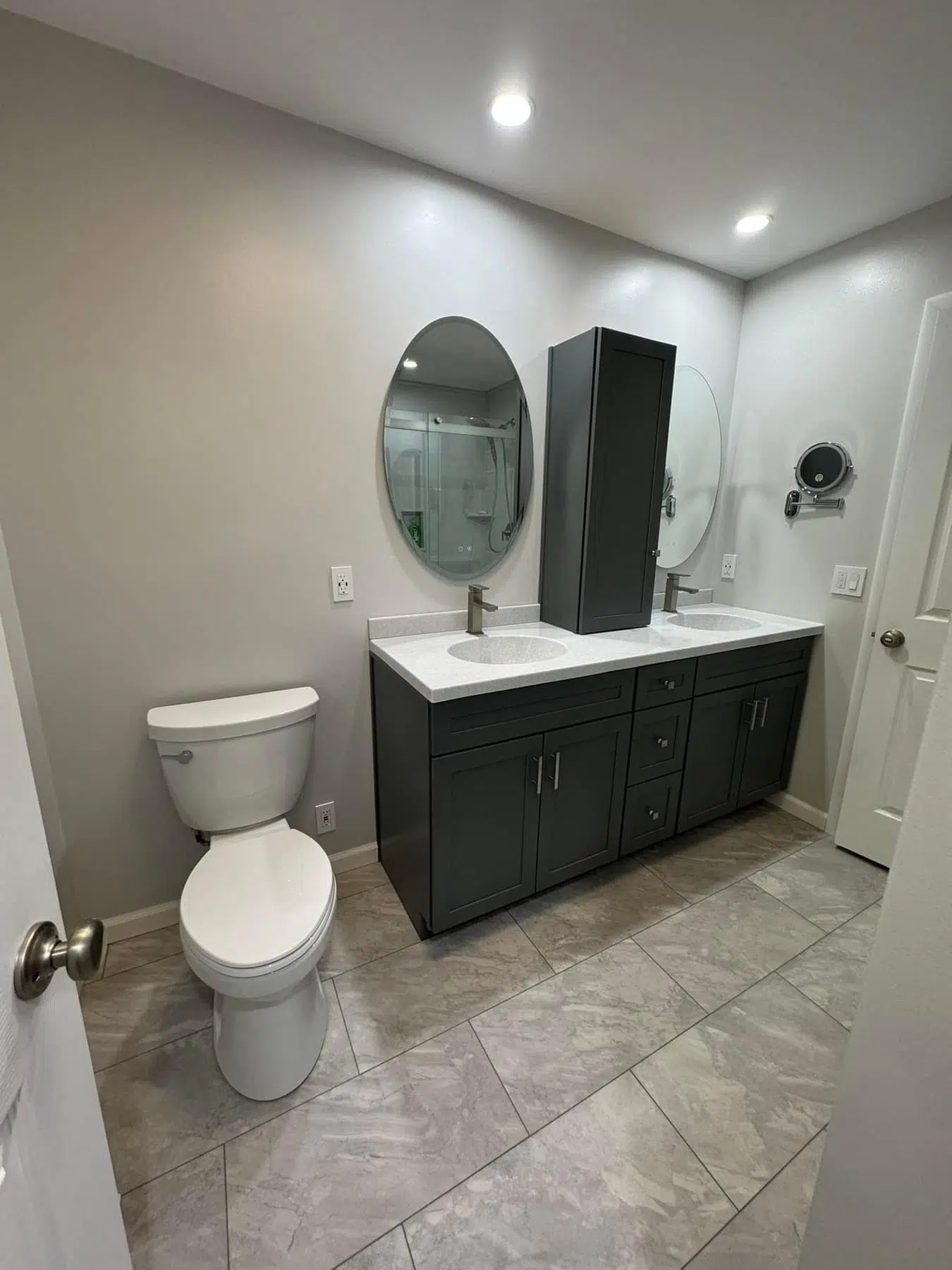 Traditional Onyx vanity